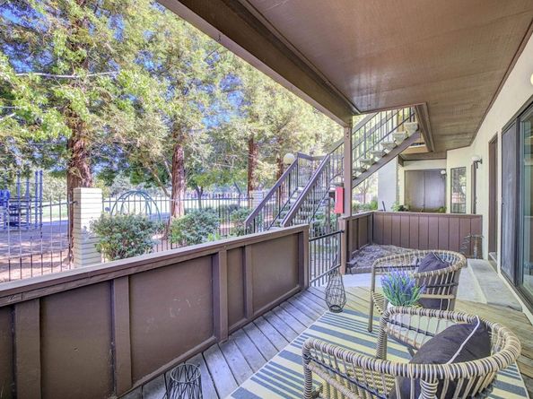 442 Costa Mesa Terrace D, Sunnyvale CA 94085