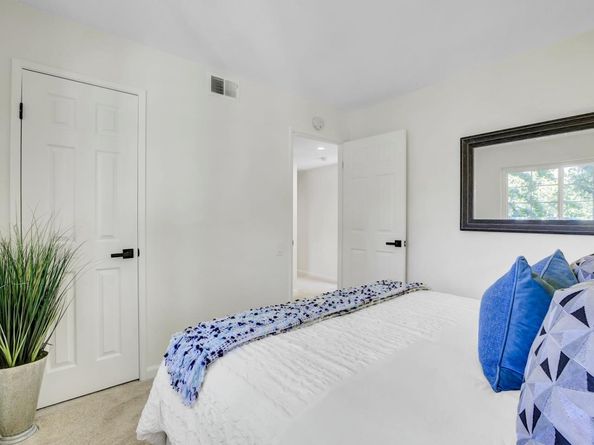 442 Costa Mesa Terrace D, Sunnyvale CA 94085