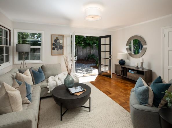1494 Kings Lane, Palo Alto CA 94303