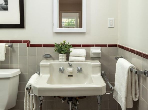 1494 Kings Lane, Palo Alto CA 94303