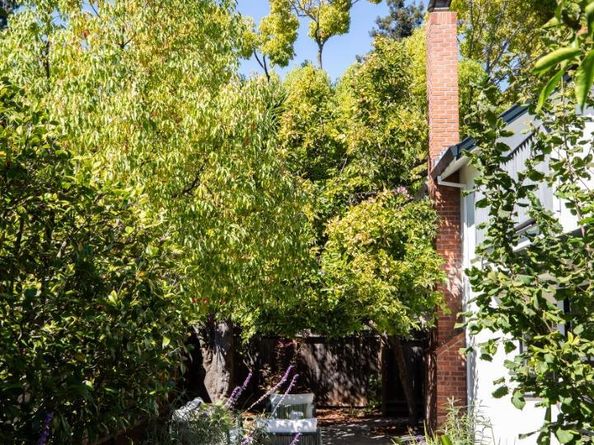 1494 Kings Lane, Palo Alto CA 94303
