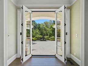 625 W Santa Inez Avenue, Hillsborough CA 94010