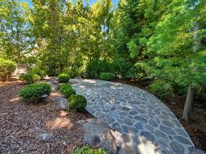 625 W Santa Inez Avenue, Hillsborough CA 94010