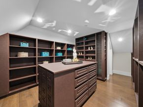 625 W Santa Inez Avenue, Hillsborough CA 94010