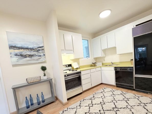 2205 Sacramento Street 302, San Francisco CA 94115