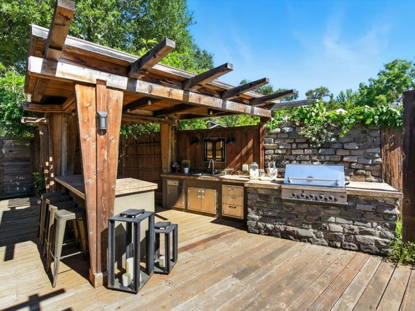 810 Glencrag Way, Woodside CA 94062