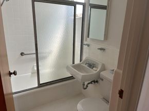 Taraval, San Francisco CA 94116