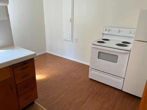 Taraval, San Francisco CA 94116