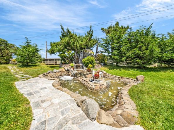 575 Dolores Avenue, Half Moon Bay CA 94019