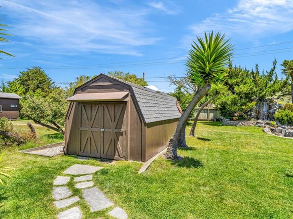 575 Dolores Avenue, Half Moon Bay CA 94019