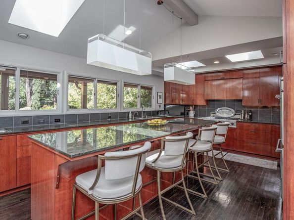 11981 Magdalena Avenue, Los Altos Hills CA 94024