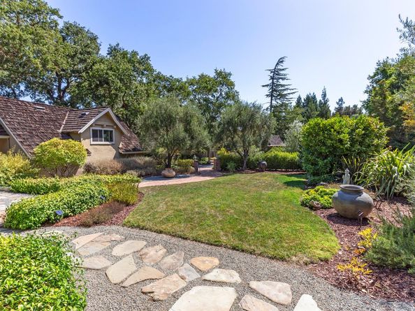 11981 Magdalena Avenue, Los Altos Hills CA 94024