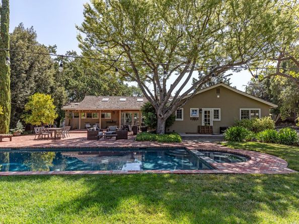 11981 Magdalena Avenue, Los Altos Hills CA 94024