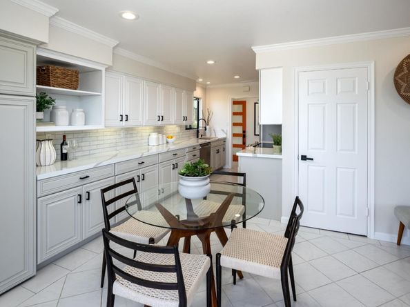 3530 Altamont Way, Redwood City CA 94062