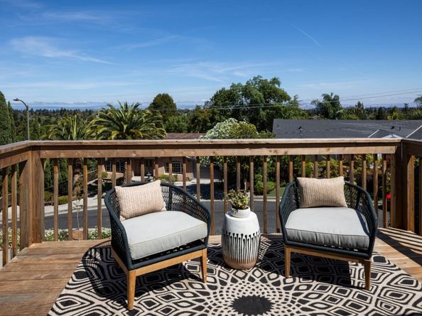 3530 Altamont Way, Redwood City CA 94062