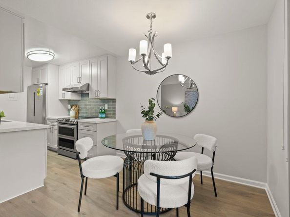 2466 W Bayshore Road 5, Palo Alto CA 94303