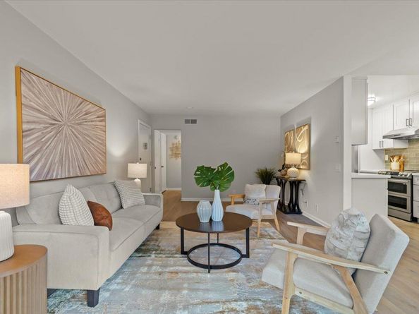 2466 W Bayshore Road 5, Palo Alto CA 94303