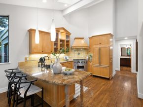 21 Valley Oak Street, Portola Valley CA 94028