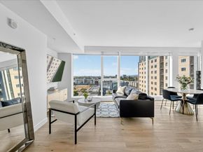 188 W Saint James Street 11101, San Jose CA 95110