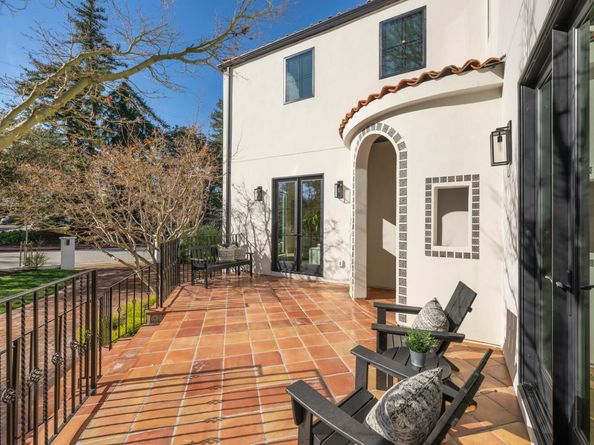 150 Clark Drive, San Mateo CA 94402