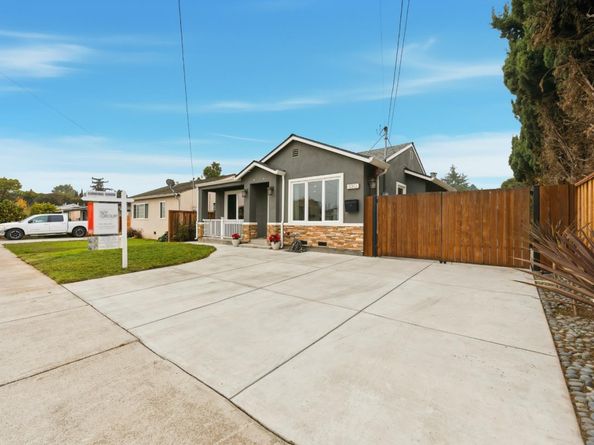 830 Birch Avenue, Sunnyvale CA 94086
