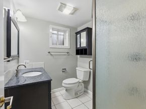 2801 Bartlett Street, Oakland CA 94602