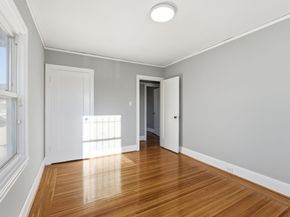 2801 Bartlett Street, Oakland CA 94602