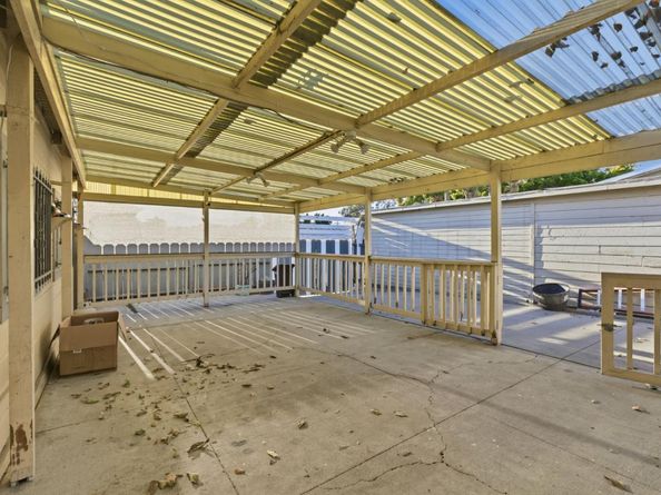 2801 Bartlett Street, Oakland CA 94602