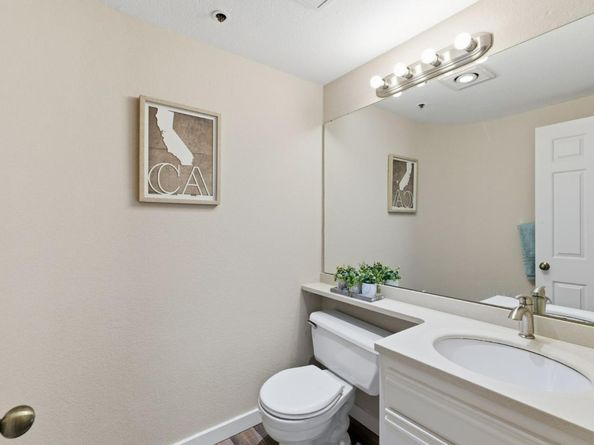 153 California Avenue F215, Palo Alto CA 94306