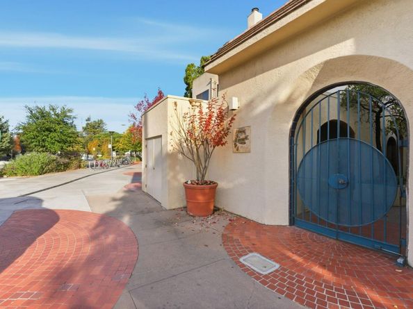 153 California Avenue F215, Palo Alto CA 94306