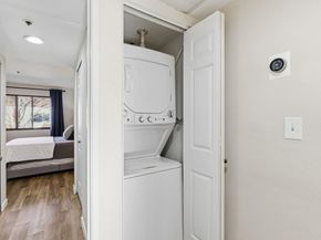 153 California Avenue F215, Palo Alto CA 94306