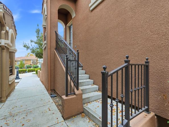 568 Altino Boulevard, San Jose CA 95136