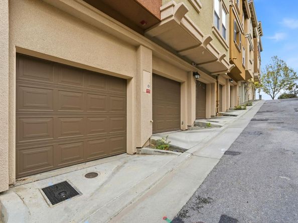 568 Altino Boulevard, San Jose CA 95136