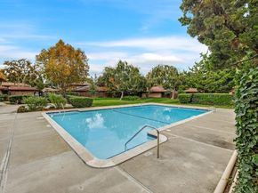 205 Red Oak Drive M, Sunnyvale CA 94086