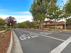 205 Red Oak Drive M, Sunnyvale CA 94086