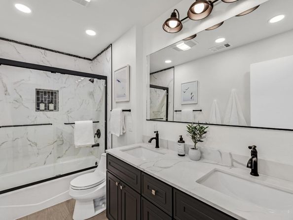 205 Red Oak Drive M, Sunnyvale CA 94086