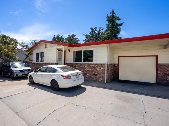 2030 Kinsley Street, Santa Cruz CA 95062