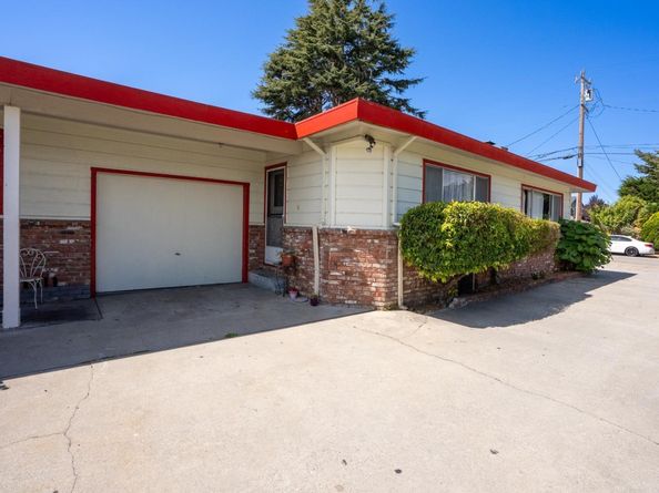 2030 Kinsley Street, Santa Cruz CA 95062