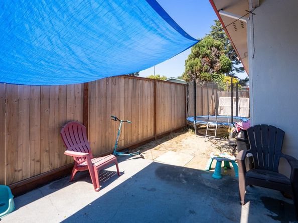 2030 Kinsley Street, Santa Cruz CA 95062
