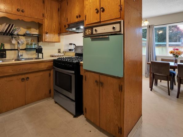 2030 Kinsley Street, Santa Cruz CA 95062