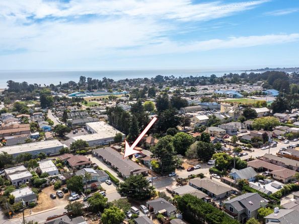 2030 Kinsley Street, Santa Cruz CA 95062