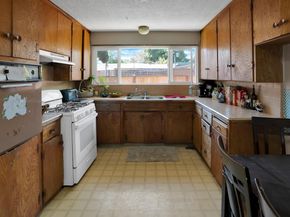 2030 Kinsley Street, Santa Cruz CA 95062