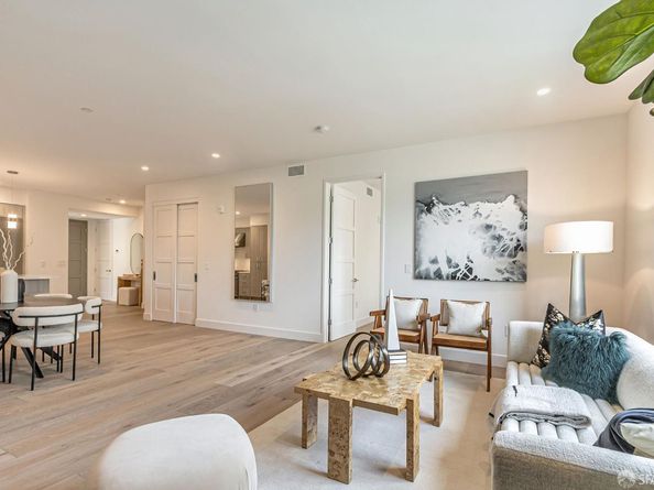 425 First Street 23, Los Altos CA 94022