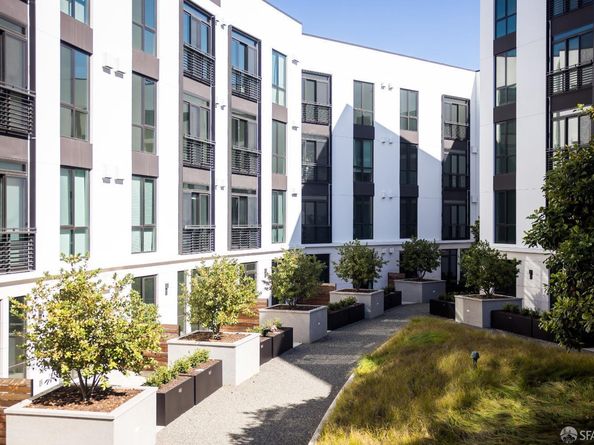 1 Bristol Court 111, San Francisco CA 94130