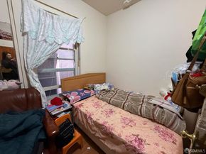 920 Clay Street, San Francisco CA 94108