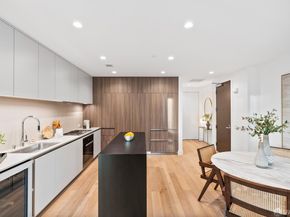 1 Bristol Court 521, San Francisco CA 94130