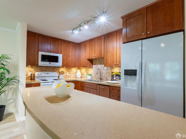 2225 23rd Street 311, San Francisco CA 94107