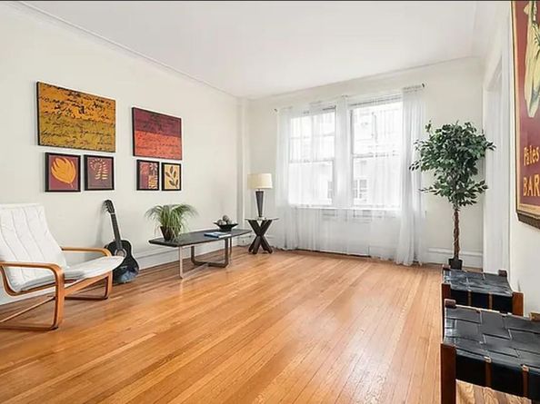 136 East 36th Street 8DE, New York NY 10016