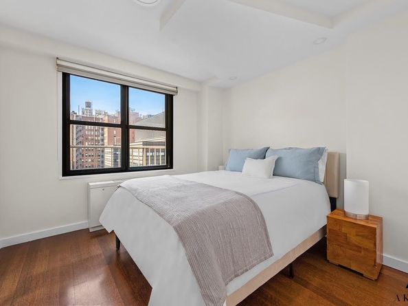 7 East 14th Street 21D, New York NY 10003