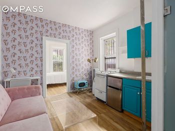 427 East 6th Street